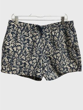 Club Monaco Floral Print Swim Trunks Men's Size M Blue Tailored Fit Preppy Beach